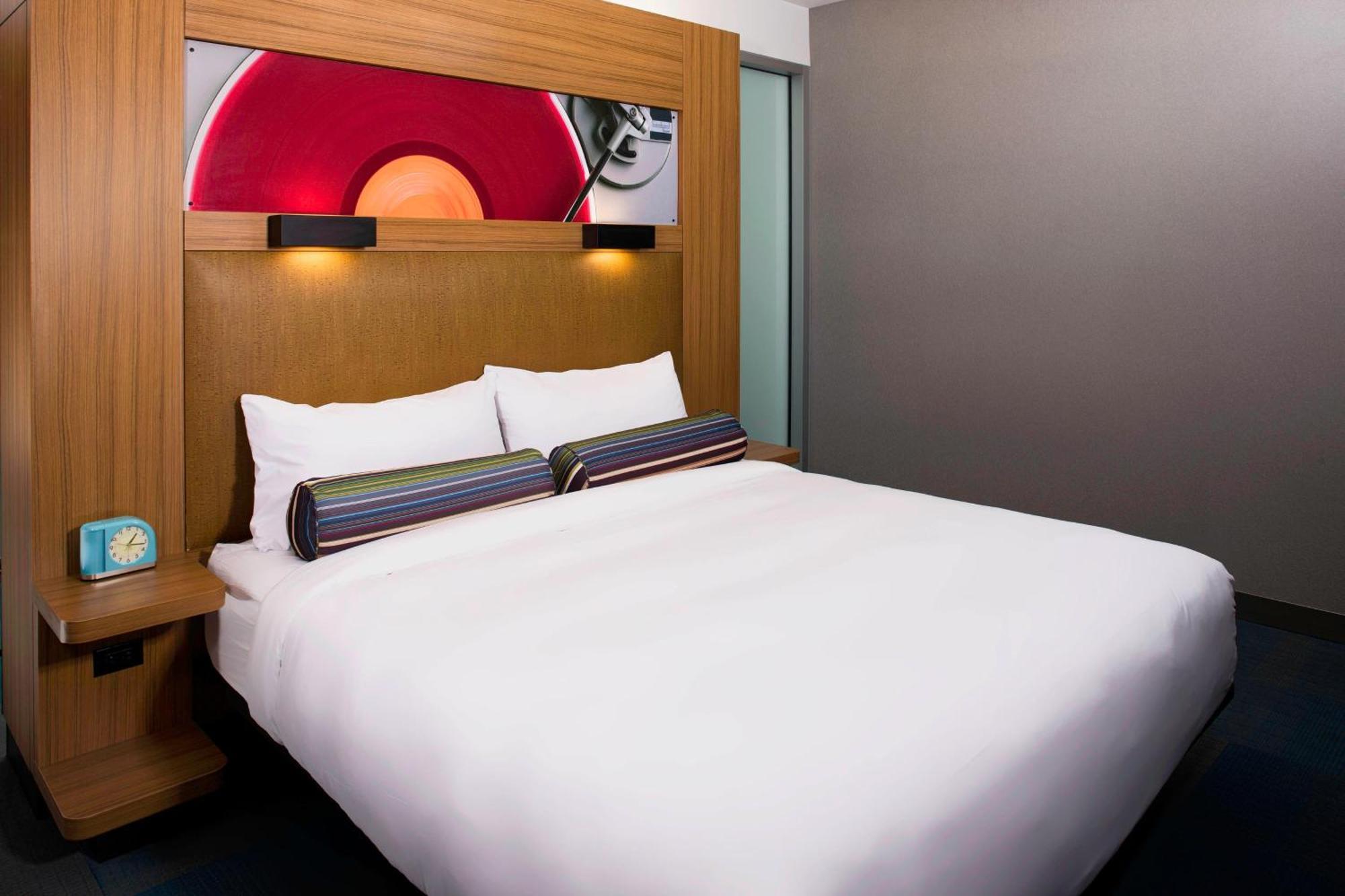 Hotel Aloft Cleveland Downtown Exterior foto